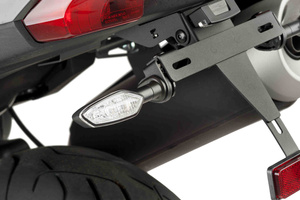 Adaptery łączące fender eliminator PUIG z kierunkowskazami OEM Honda (9457N) Czarny (N)